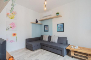 Old Court Hideaway by Rent All Como Como